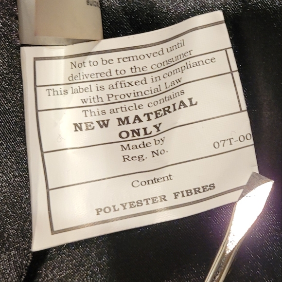 Danier taupe leather coat with under jacket liner size M like new - Picture 14 of 14